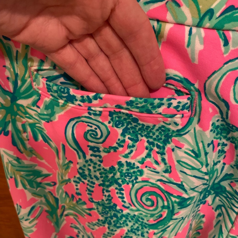 EUC Lilly Pulitzer Darci Prosecco Pink Darci Shorts - Picture 5 of 12